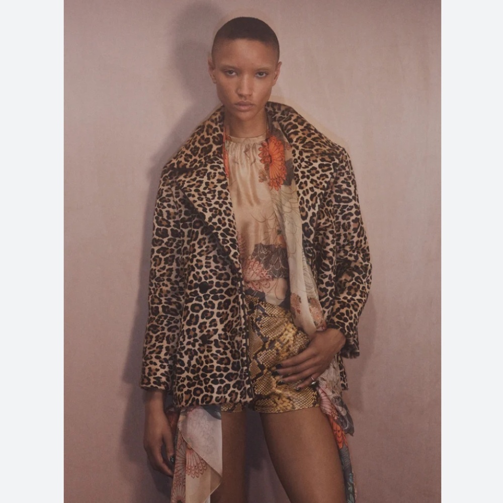 KATE MOSS x ZARA 100% LEATHER JACKET  IN LIGHT BEIGE ANIMAL PRINT -M